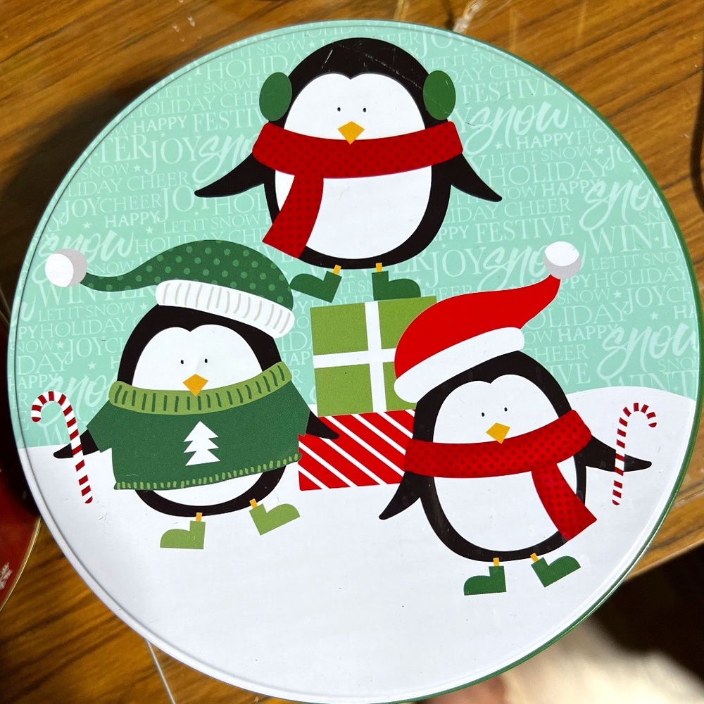Penguin Cookie Tin